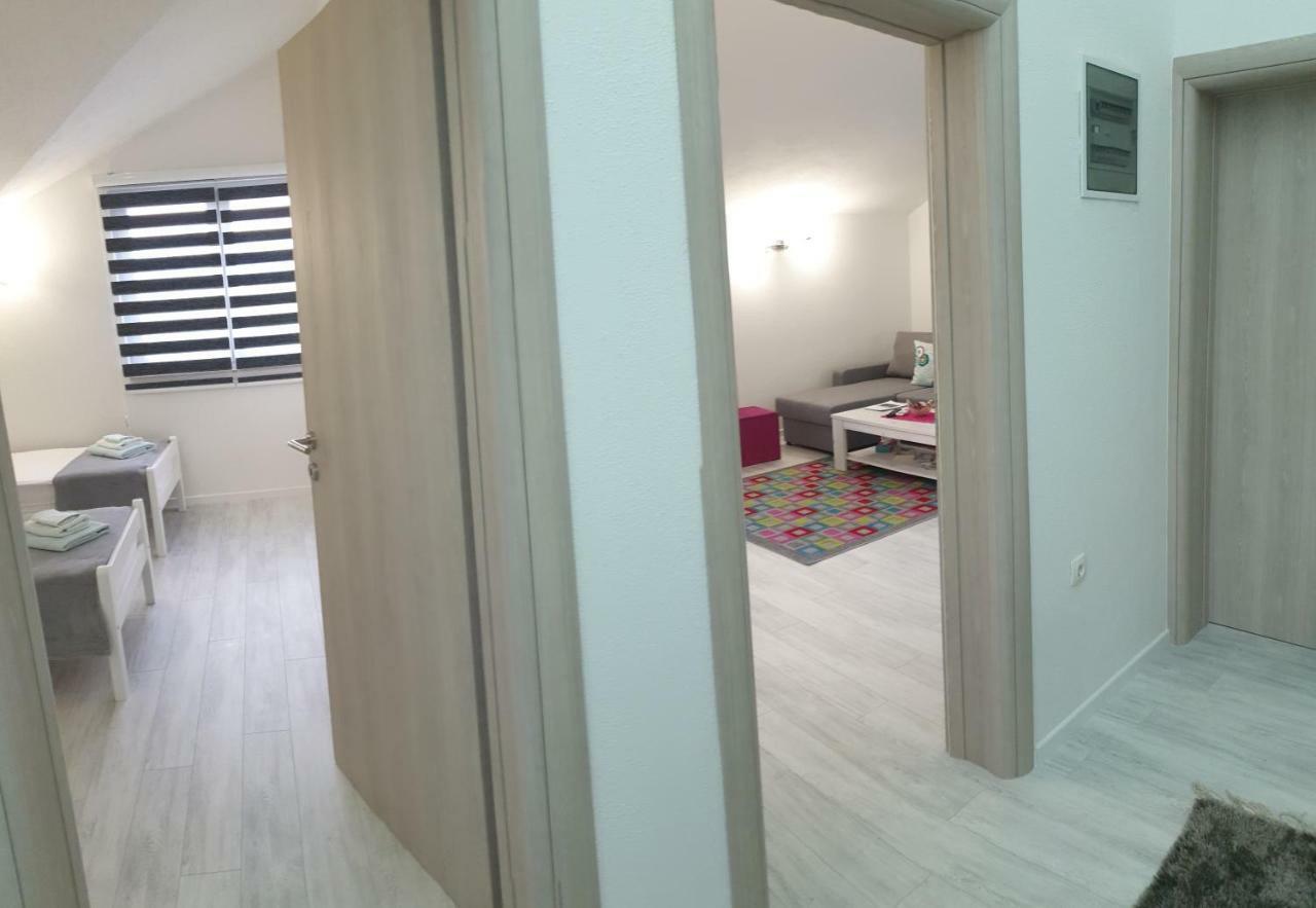 Holiday Home Flora 모스타르 외부 사진