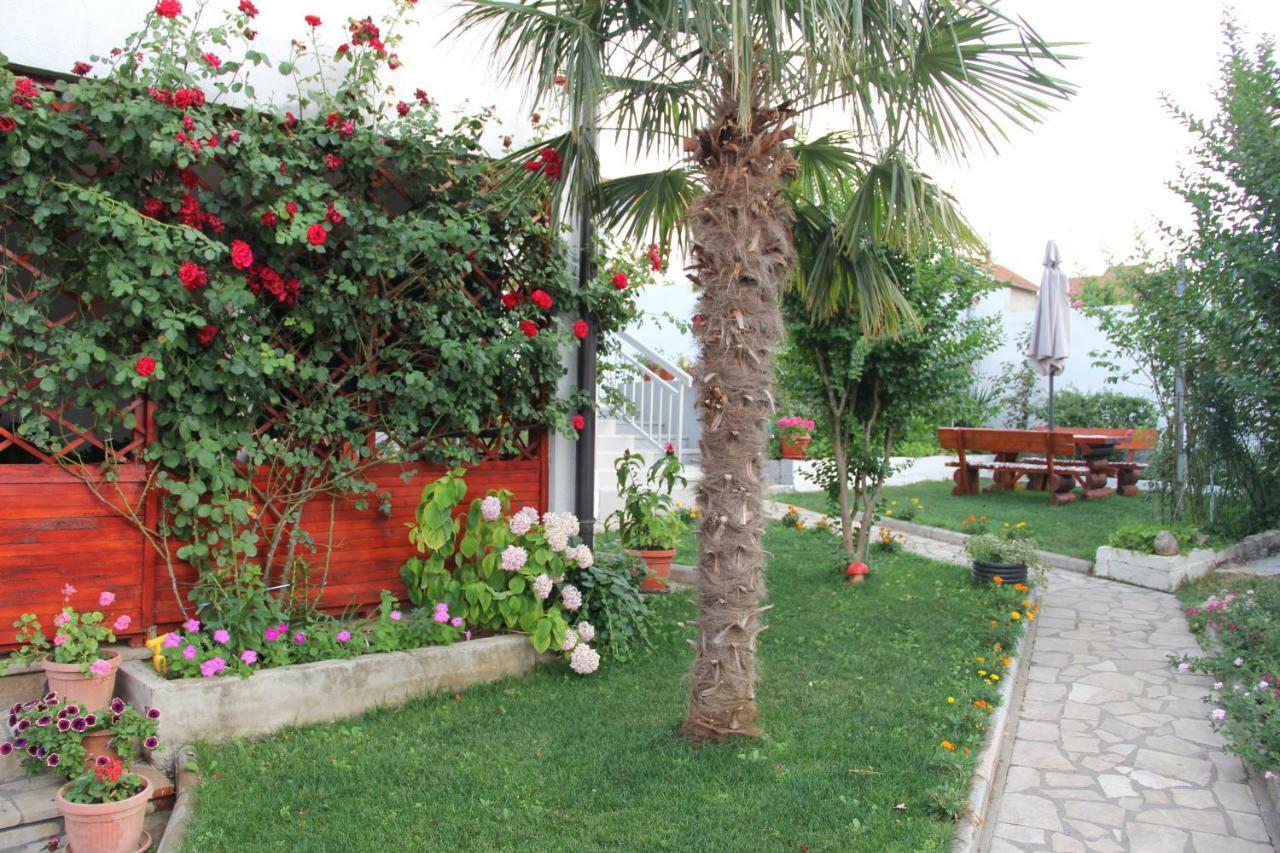 Holiday Home Flora 모스타르 외부 사진